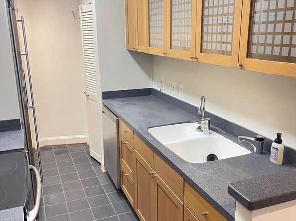 2500 Q Street NW 201, Washington DC 20007