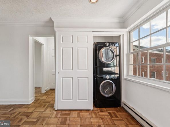 1620 W Abingdon Drive W 301, Alexandria VA 22314