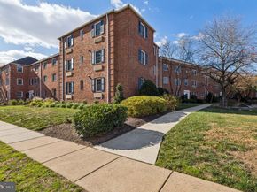 1620 W Abingdon Drive W 301, Alexandria VA 22314