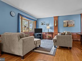 9768 Cowden Street, Philadelphia PA 19115