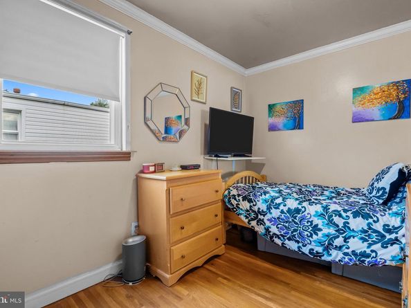 9768 Cowden Street, Philadelphia PA 19115