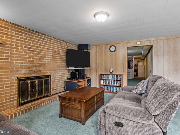 9768 Cowden Street, Philadelphia PA 19115