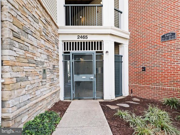 2465 Army Navy Drive 1203, Arlington VA 22206