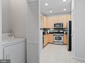 2465 Army Navy Drive 1203, Arlington VA 22206