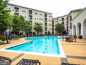 2465 Army Navy Drive 1203, Arlington VA 22206