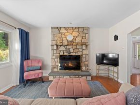 359 Valley View Road, King Of Prussia PA 19406