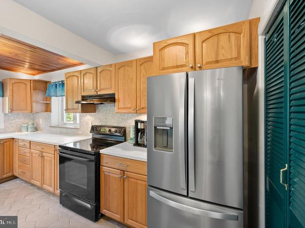359 Valley View Road, King Of Prussia PA 19406