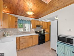 359 Valley View Road, King Of Prussia PA 19406