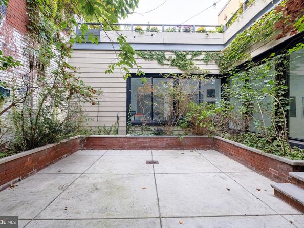 822 Ellsworth Street, Philadelphia PA 19147
