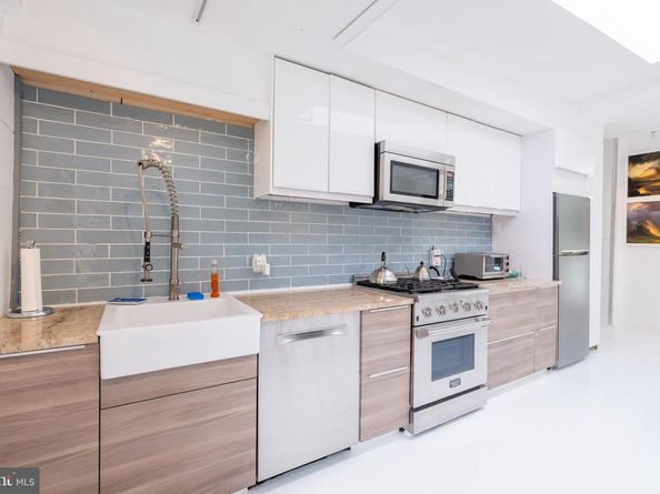 822 Ellsworth Street, Philadelphia PA 19147