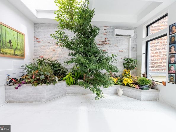 822 Ellsworth Street, Philadelphia PA 19147
