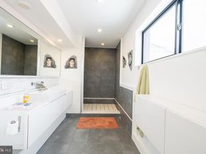 822 Ellsworth Street, Philadelphia PA 19147