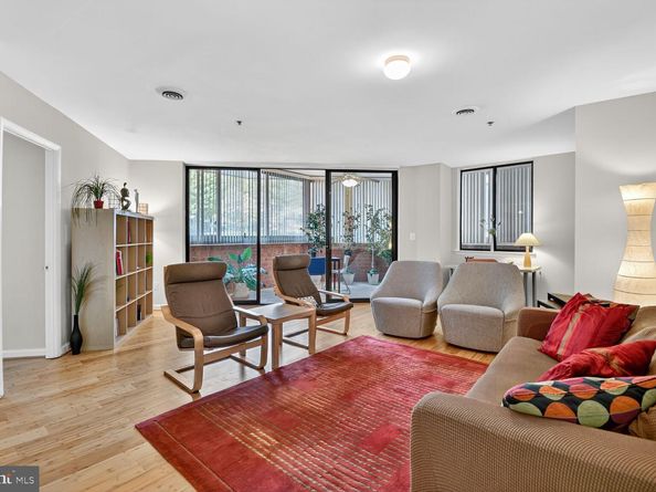 1001 N Vermont Street 102, Arlington VA 22201