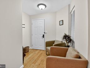 1001 N Vermont Street 102, Arlington VA 22201