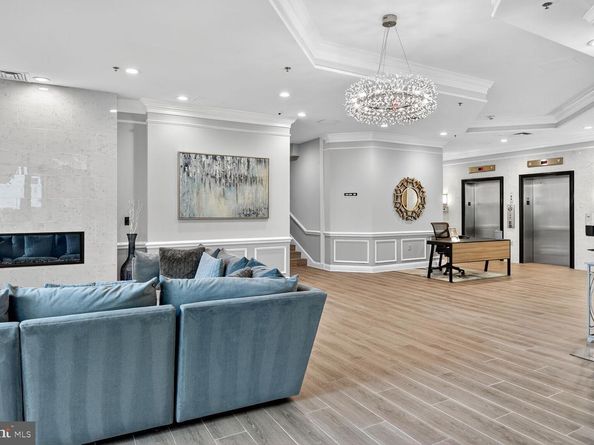 1001 N Vermont Street 102, Arlington VA 22201