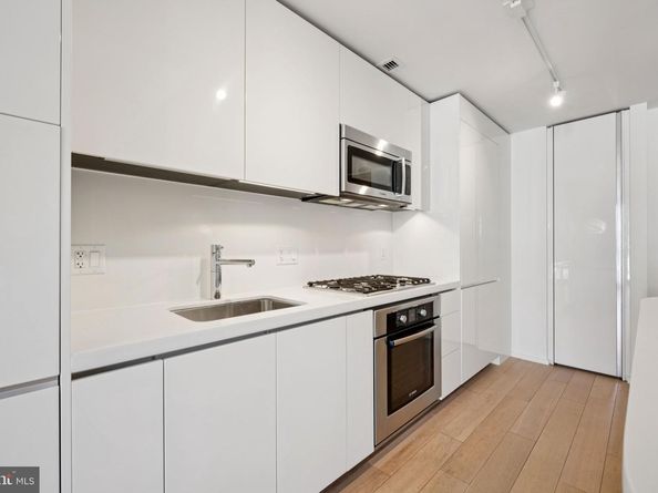 925 H Street NW 903, Washington DC 20001