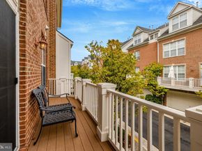 220 Herndon Station Square, Herndon VA 20170