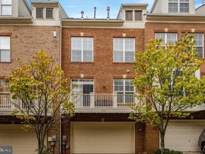 220 Herndon Station Square, Herndon VA 20170