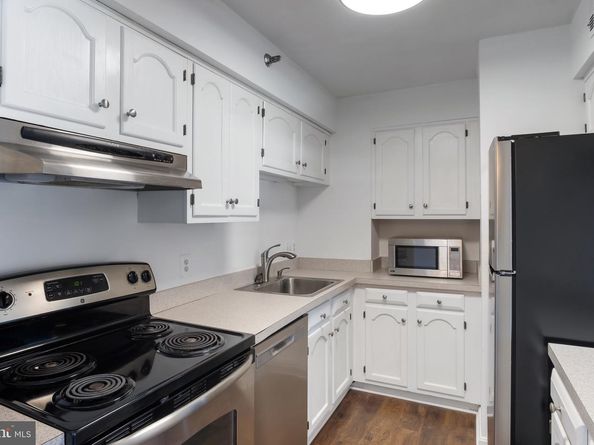 1301 N Courthouse Road 1401, Arlington VA 22201