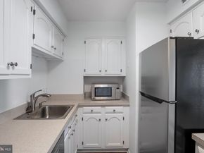 1301 N Courthouse Road 1401, Arlington VA 22201
