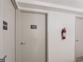1301 N Courthouse Road 1401, Arlington VA 22201