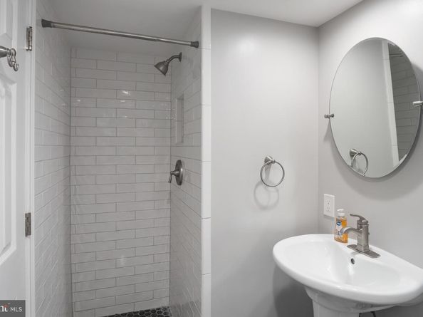 1301 N Courthouse Road 1401, Arlington VA 22201