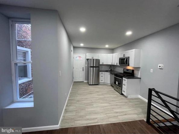 1530 S Lindenwood Street, Philadelphia PA 19143