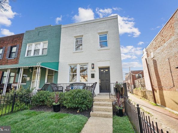325 17TH Street SE, Washington DC 20003