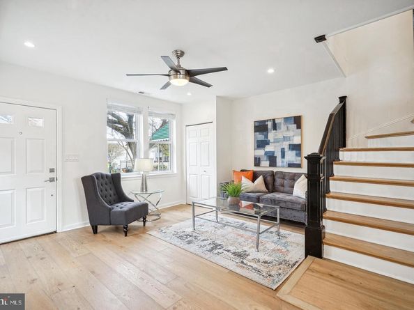 325 17TH Street SE, Washington DC 20003