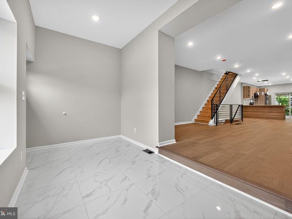 6019 Wharton Street, Philadelphia PA 19143
