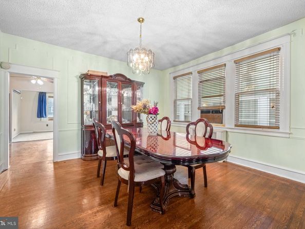 808 Serrill Avenue, Lansdowne PA 19050