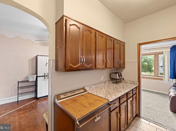 808 Serrill Avenue, Lansdowne PA 19050