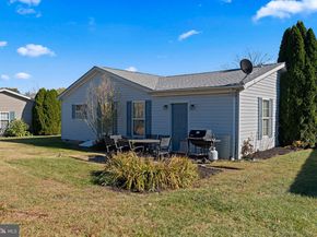 561 Spring Meadow Circle, New Hope PA 18938