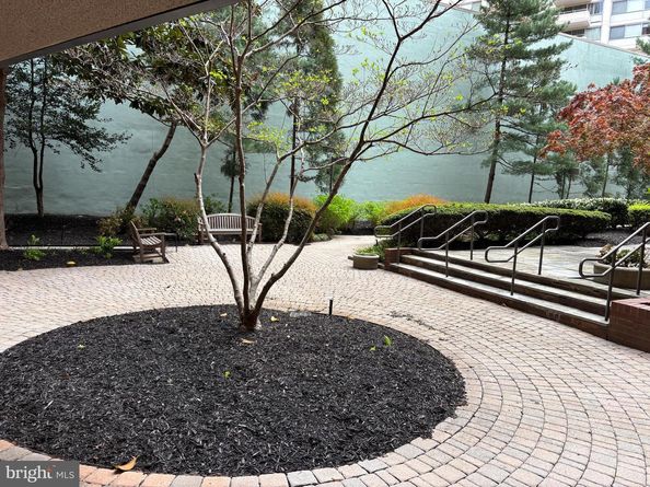 4550 North Park Ave 603, Chevy Chase MD 20815