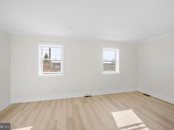 1521 E Walnut Lane, Philadelphia PA 19138