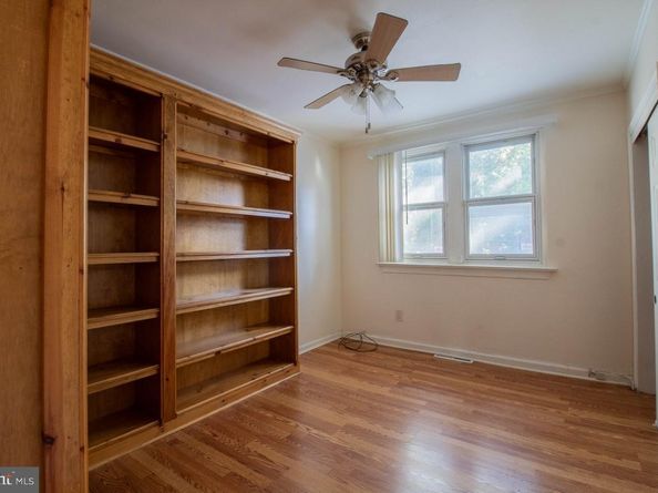 302 Crest Park Road, Philadelphia PA 19119