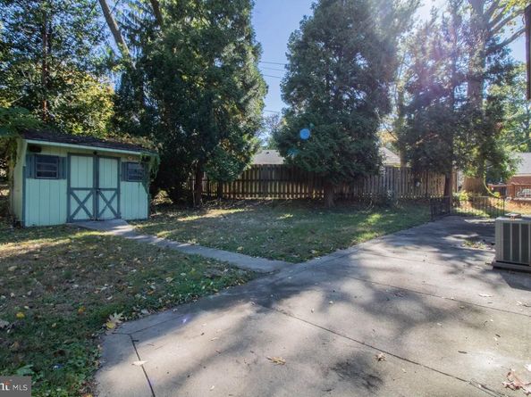 302 Crest Park Road, Philadelphia PA 19119