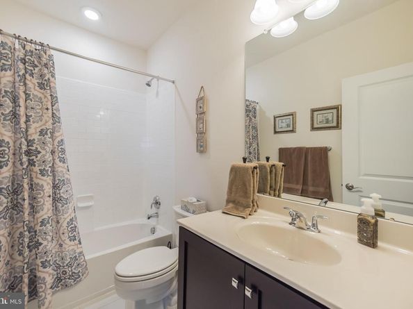 605 Lakeview Court 19 LOWER, King Of Prussia PA 19406