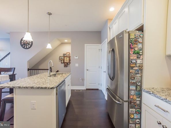 605 Lakeview Court 19 LOWER, King Of Prussia PA 19406
