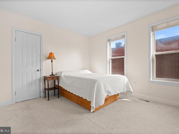 1449 A Street NE D, Washington DC 20002