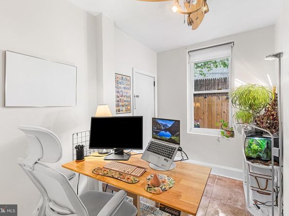 2505 Sepviva Street, Philadelphia PA 19125
