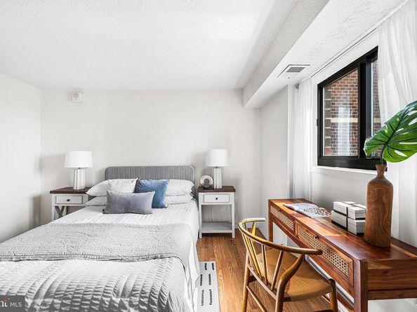 1420 Locust Street 25J, Philadelphia PA 19102