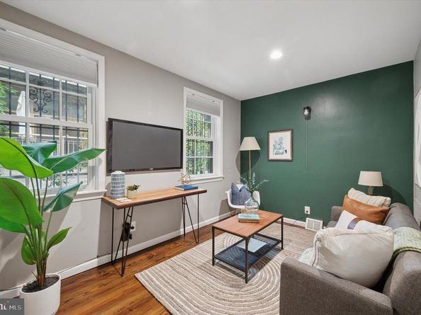 2138 Tryon Street, Philadelphia PA 19146