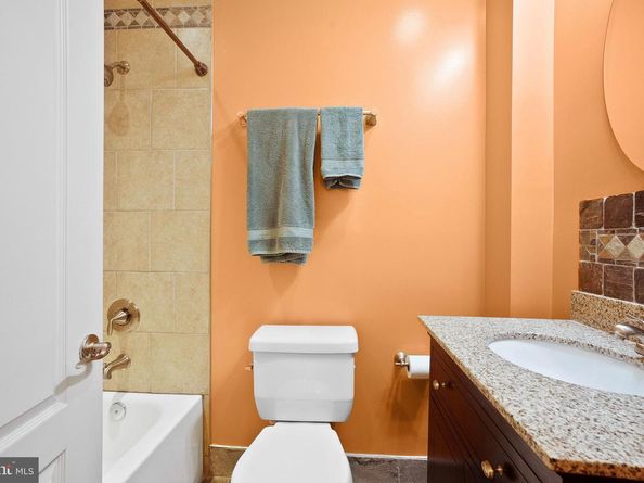 819 4TH Street NE, Washington DC 20002