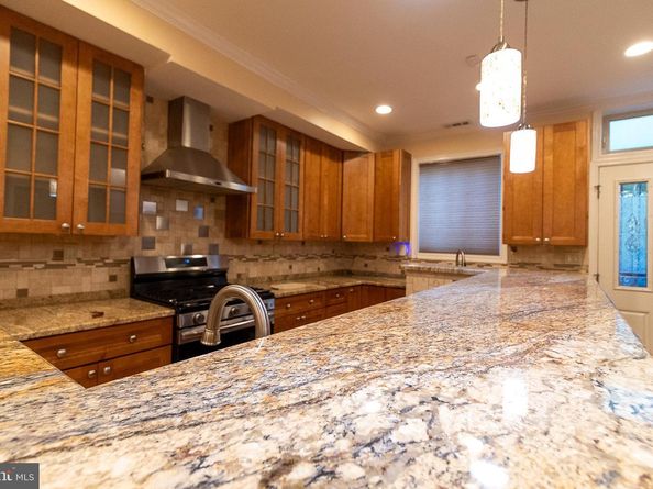 819 4TH Street NE, Washington DC 20002