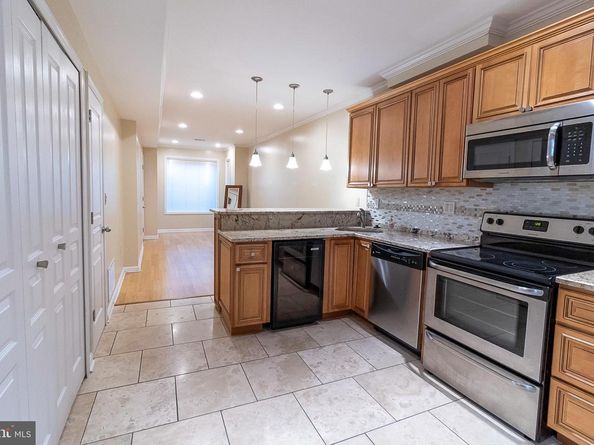 819 4TH Street NE, Washington DC 20002