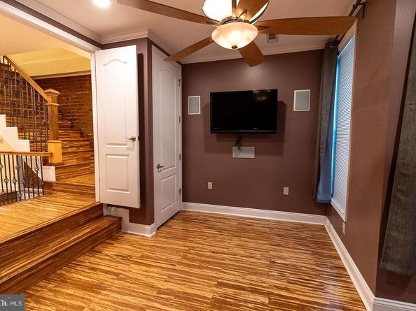 819 4TH Street NE, Washington DC 20002