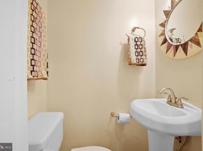 819 4TH Street NE, Washington DC 20002
