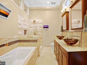 819 4TH Street NE, Washington DC 20002