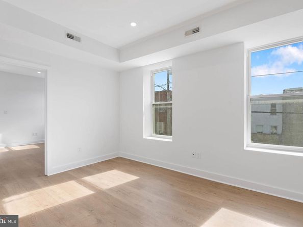 1741 S 23rd Street, Philadelphia PA 19145